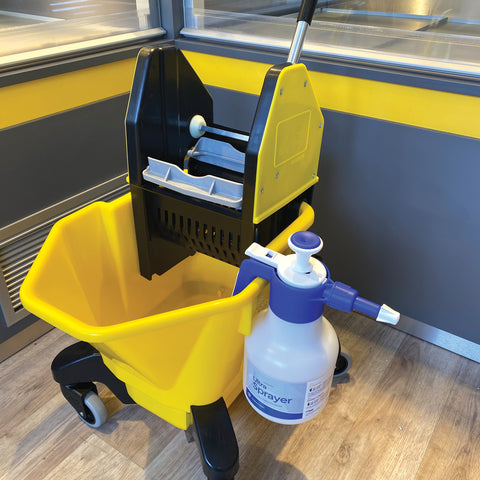 Pump-Up Pressure Sprayer (1.5L)